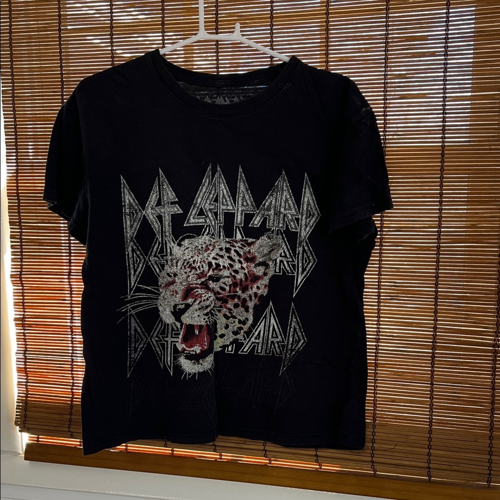 Def Leppard  Graphic T-Shirt